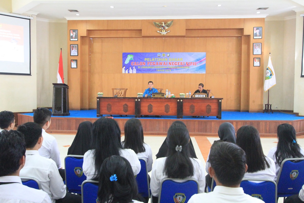 Bupati Yansen TP Berikan Materi Pada Latsar CPNS Malinau